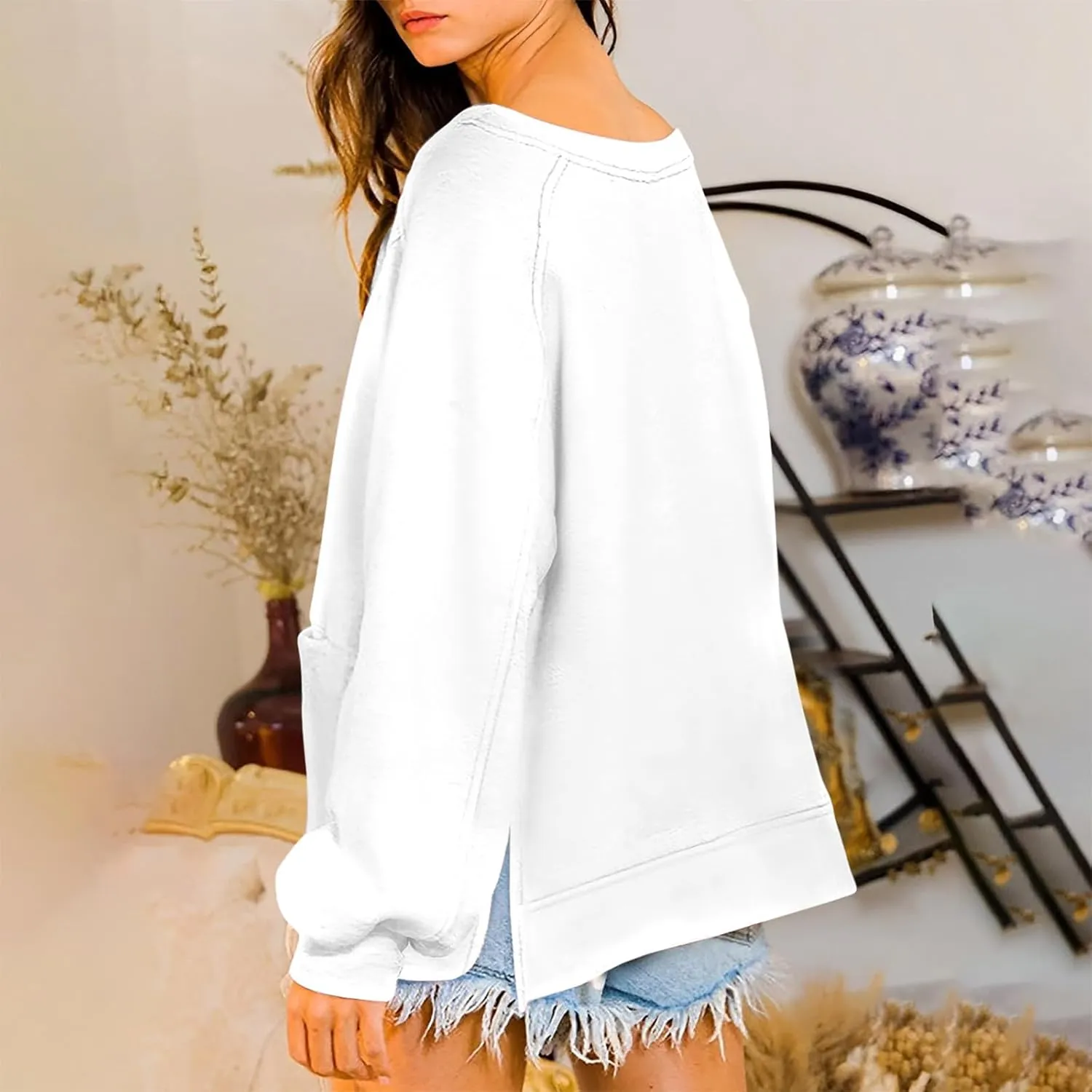 Borniu Women's Oversized Lightweight Sweatshirt with Side Slit Soft Crew Neck Pullover Long Sleeve Tops 2024 Fashion Clothes