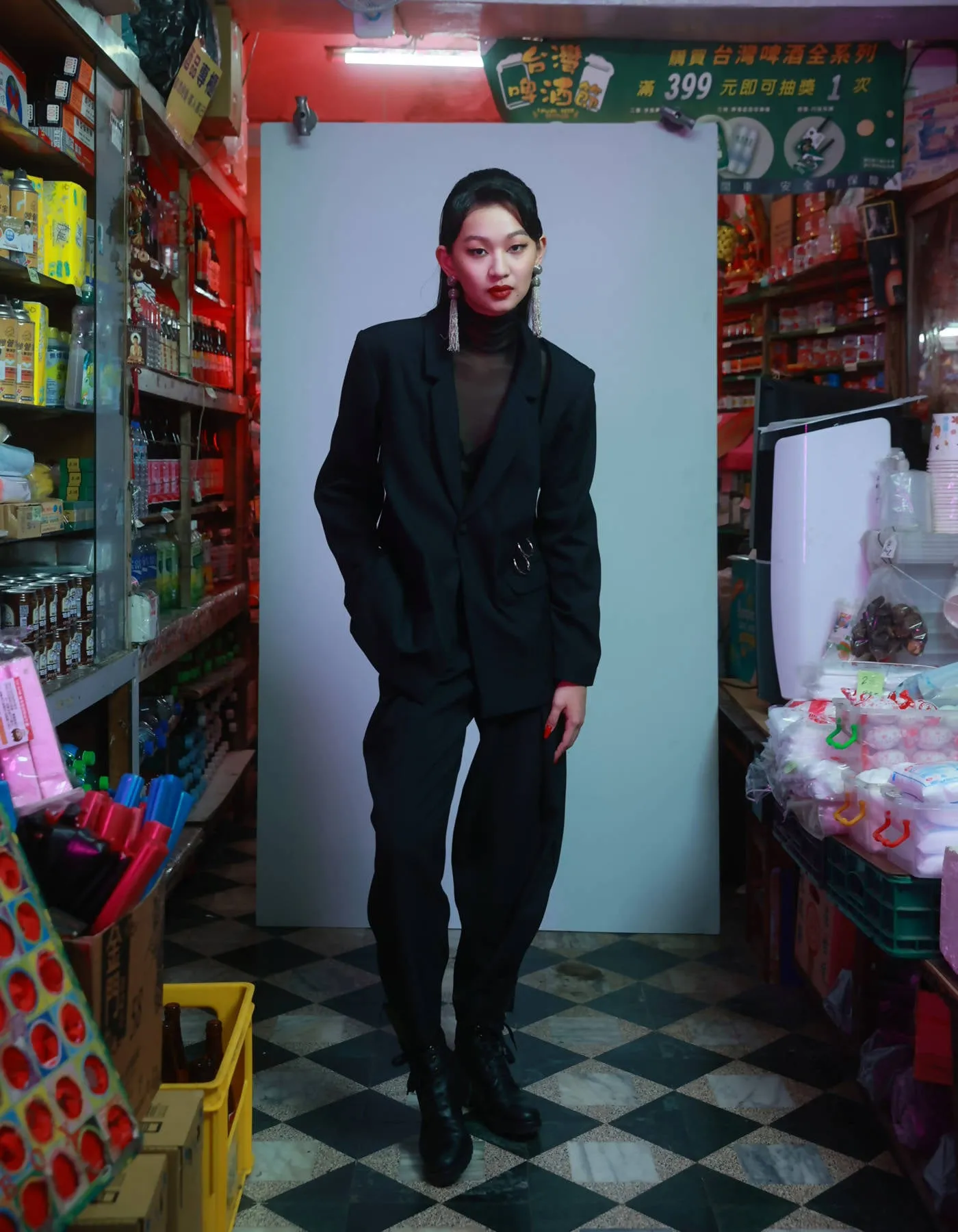 Deconstructed-Shoulder Grunge Style Suit