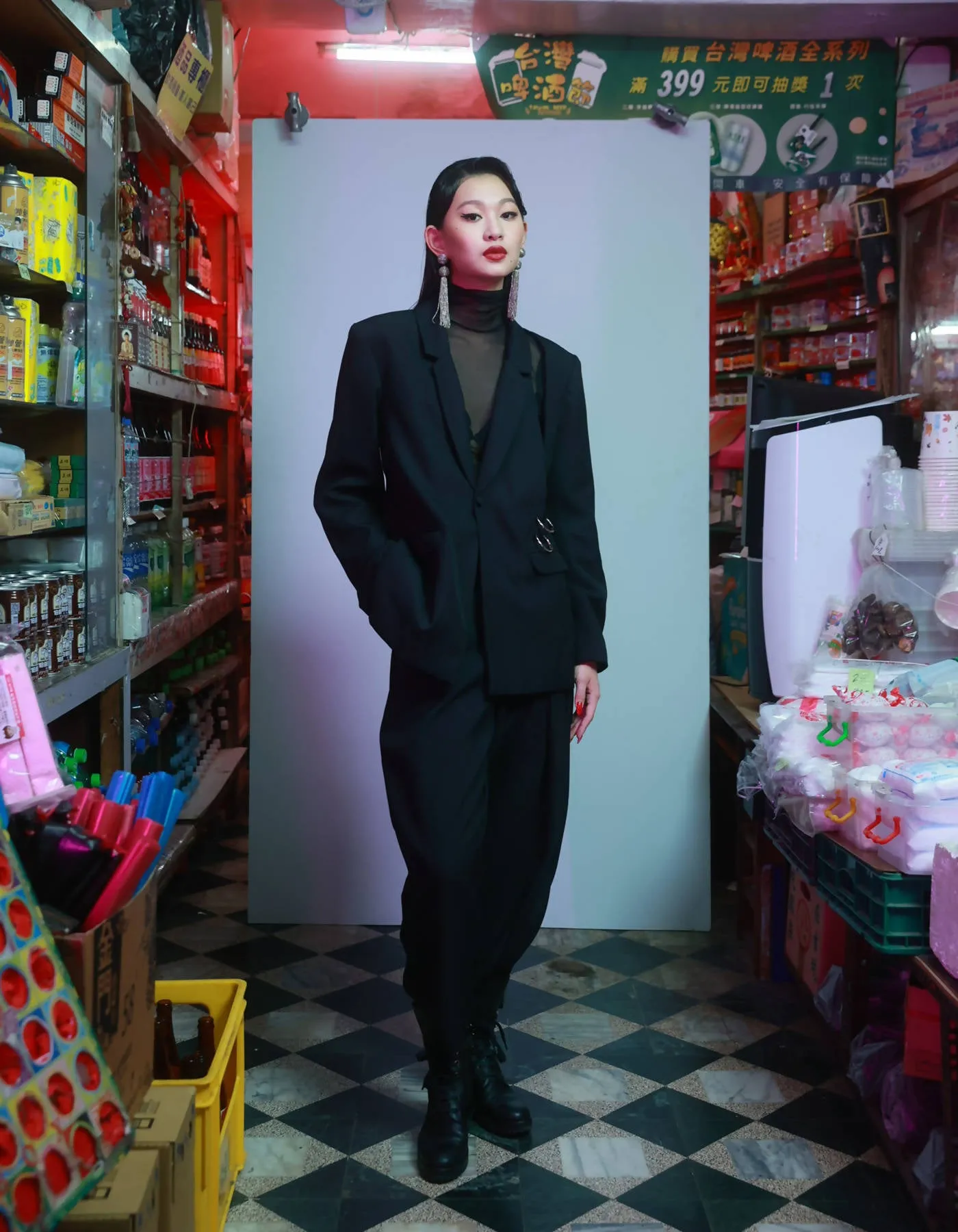 Deconstructed-Shoulder Grunge Style Suit