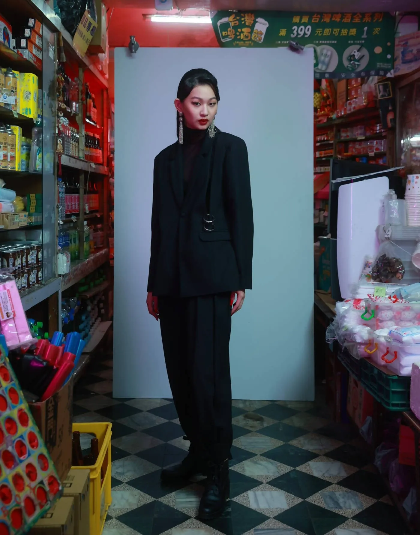 Deconstructed-Shoulder Grunge Style Suit