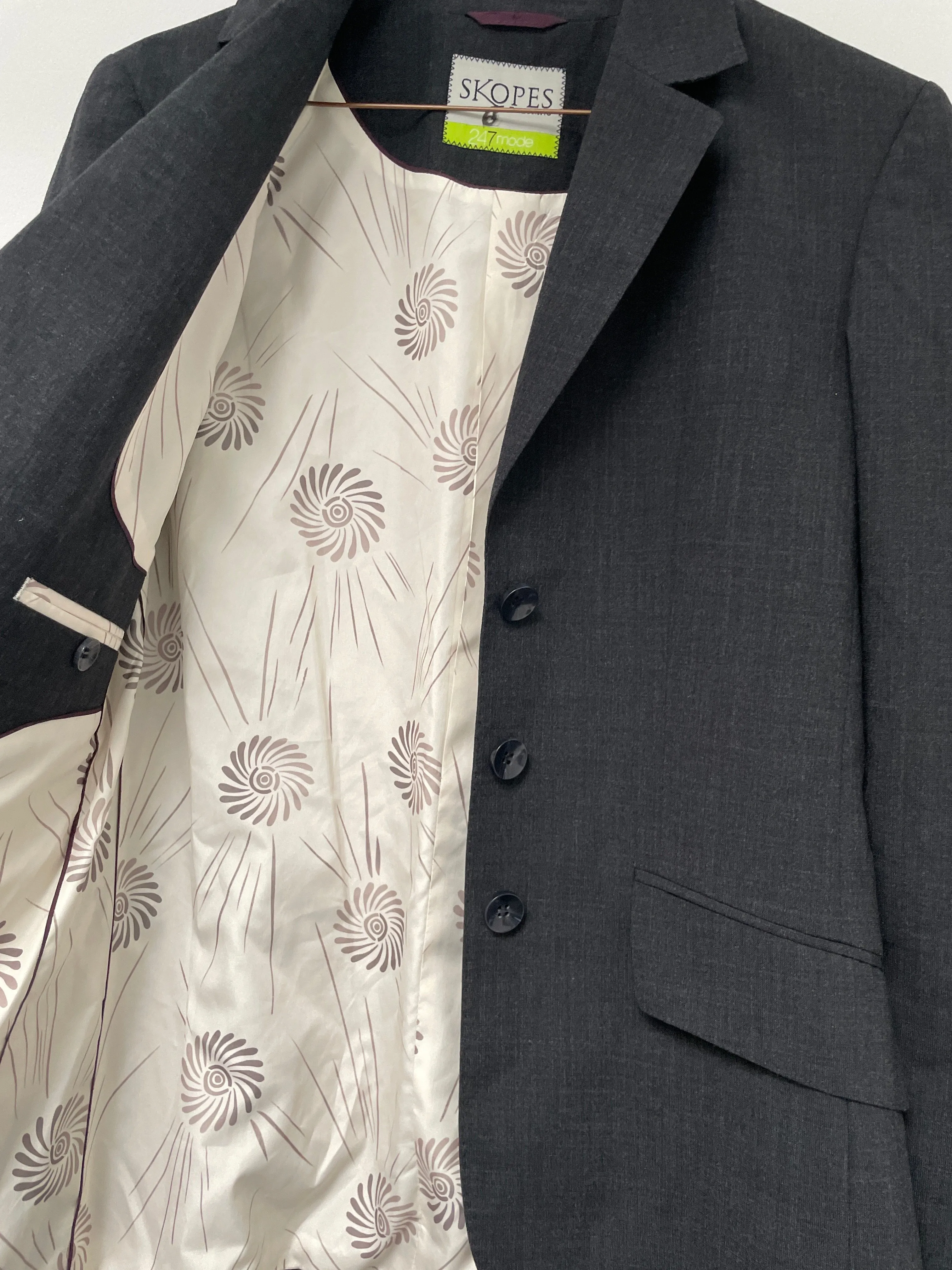 Rubynee Vintage y2k skopes Grey mens suit jacket
