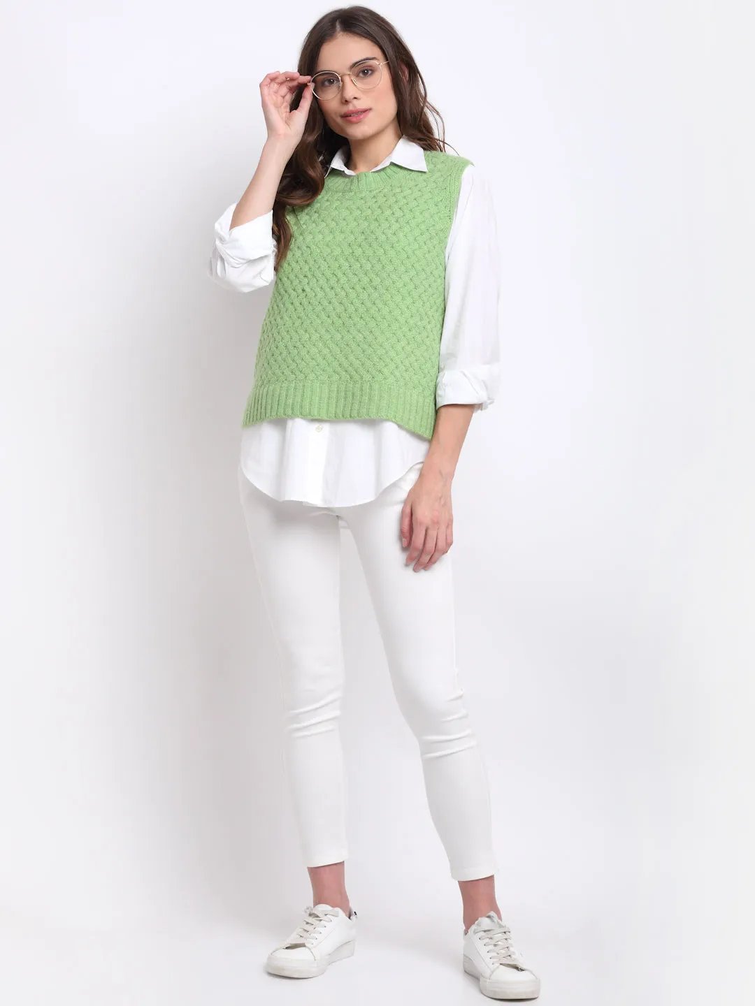 Women Green Round Neck Sleeveless Knit Pullover