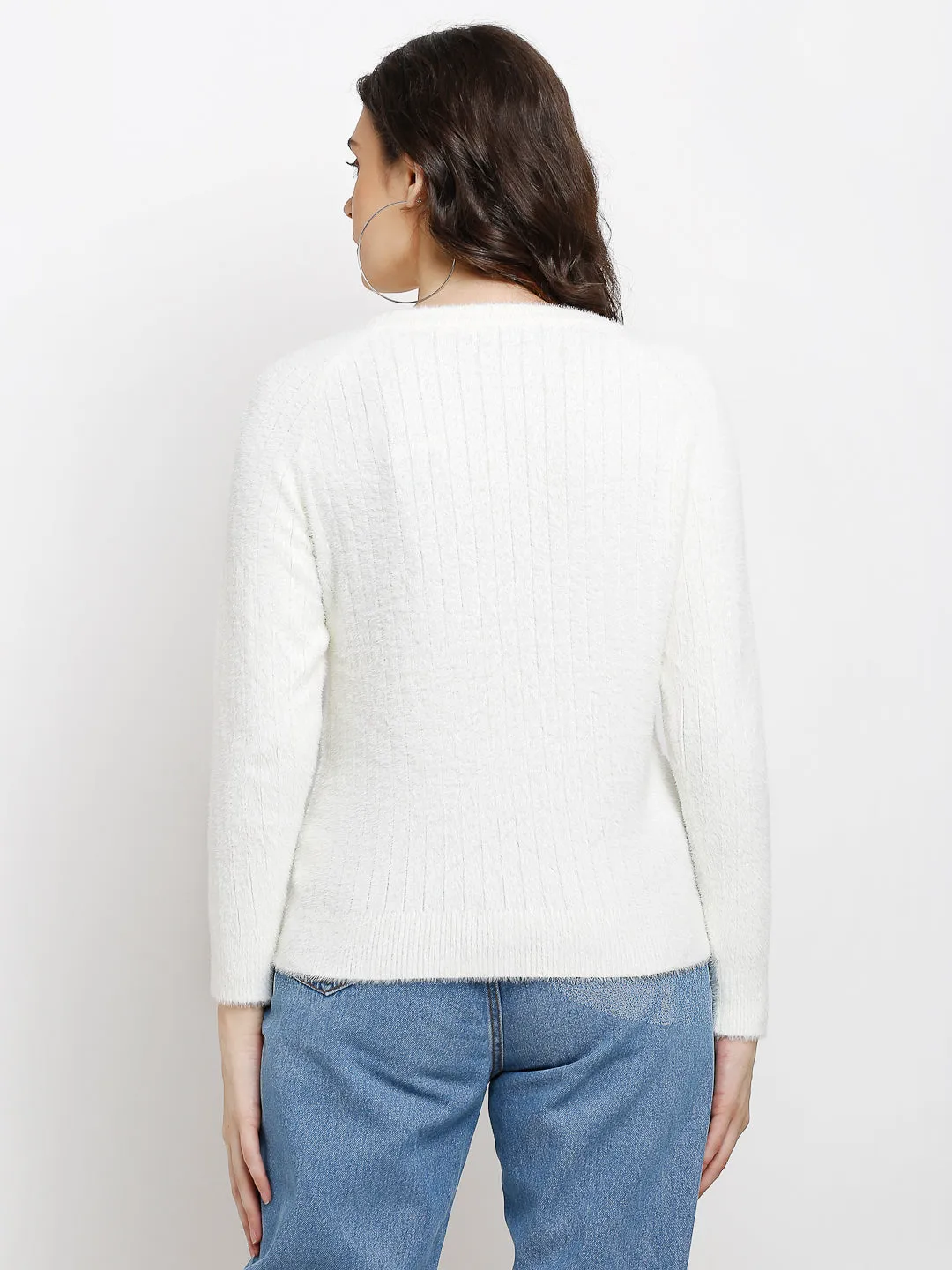 Women Off White Knitted Solid Round Neck Pullover